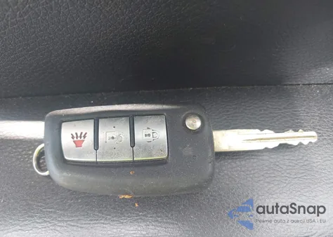 2014 Nissan Rogue S z USA, uszkodzony, nr VIN 5N1AT2MV1EC752157